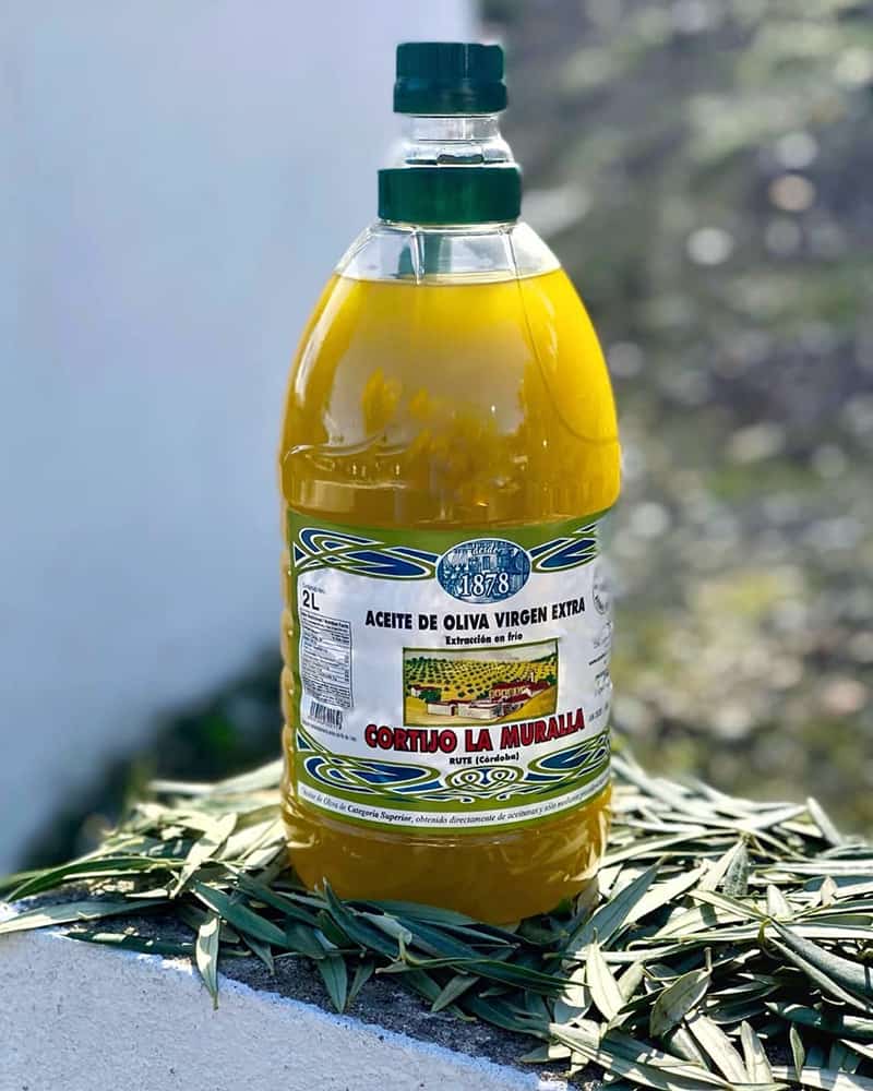 Huile d'Olive Extra Vierge La Muralla Primeur Carafe 2L ARBEQUINA 2 Huile d'Olive Extra Vierge La Muralla Primeur Carafe 2L ARBEQUINA – Image 2
