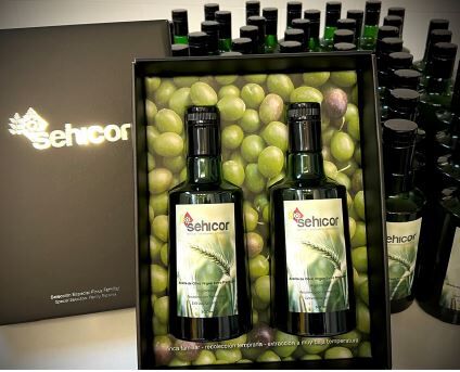 Estuche Regalo Aceite de Oliva para Empresas 2x500ml ó 500ml+250ml 4 estuche regalo de empresa personalizado 2